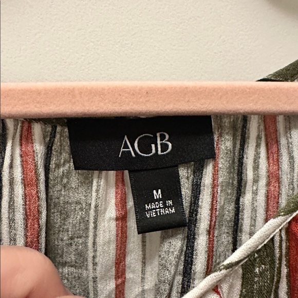 AGB blouse size Medium - Picture 2 of 7